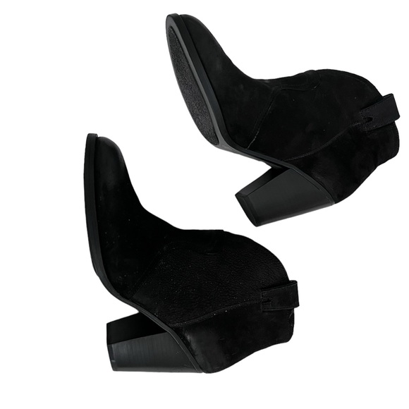 Vince Camuto VC-Hillsy  women’s black pull on bootie leather and suede size 11 - Picture 1 of 7